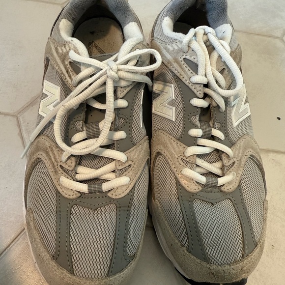 New Balance Shoes - New Balance Sneakers  women size 7